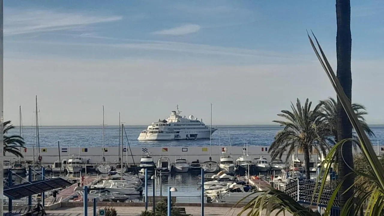 Marbella Beach Playa 0*,